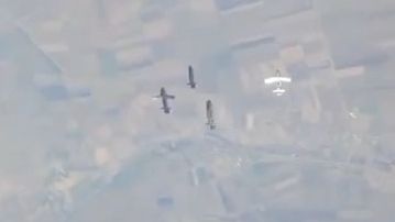 Video: Frontovou linii decimují ruské klouzavé bomby